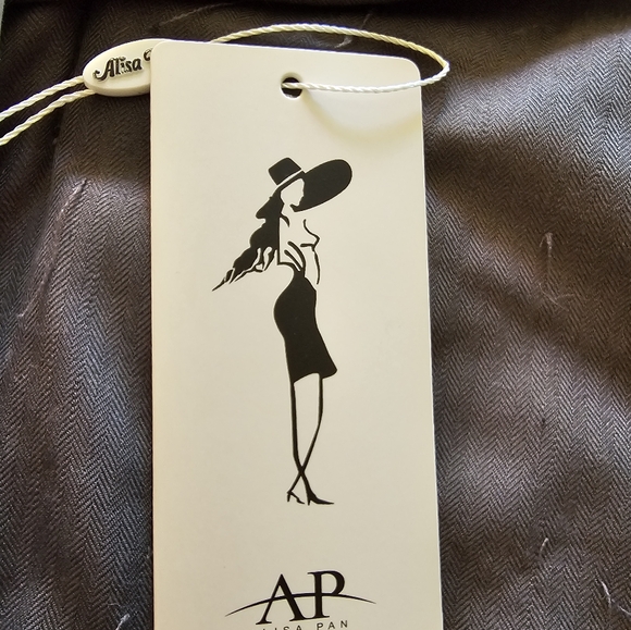 Alisa Pan Dress NWT - Picture 7 of 9